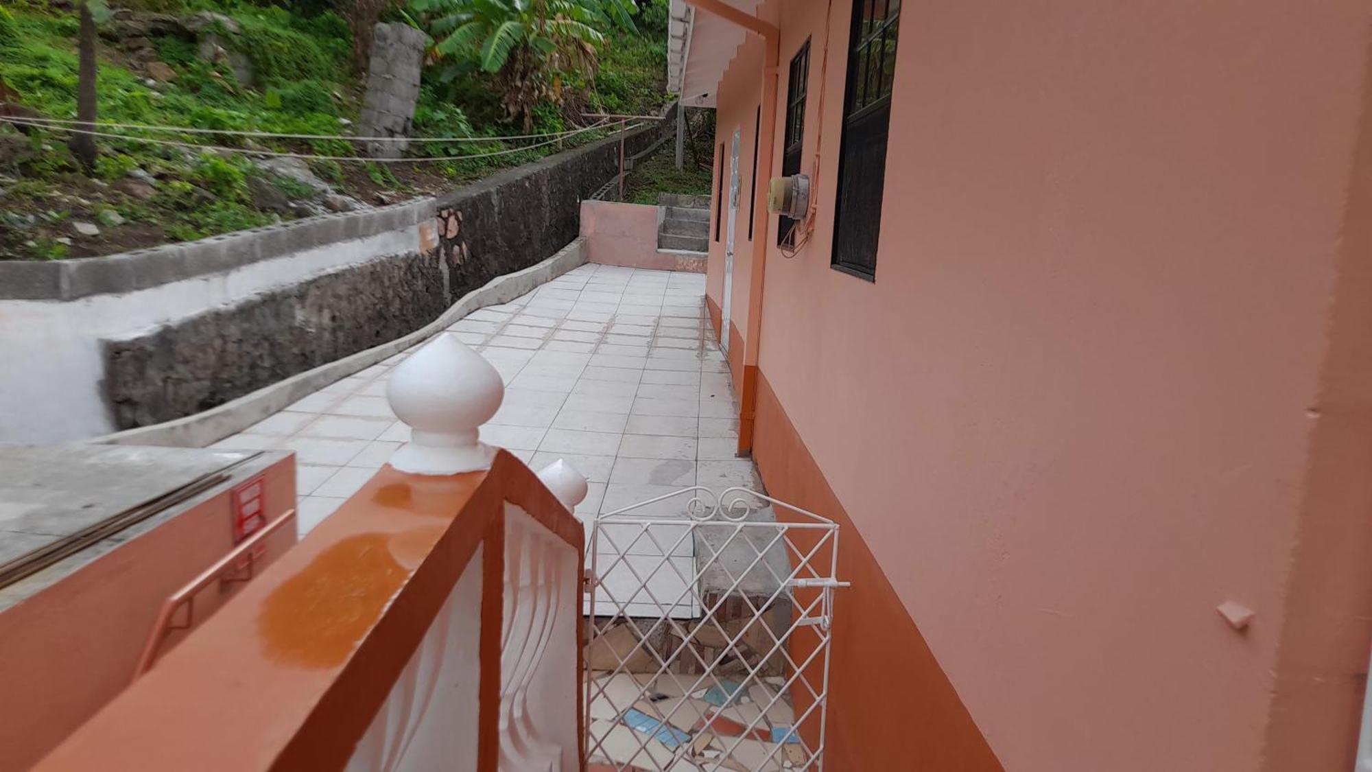 Angie'S Cove, Modern Get-Away Overlooking Castries Eksteriør billede